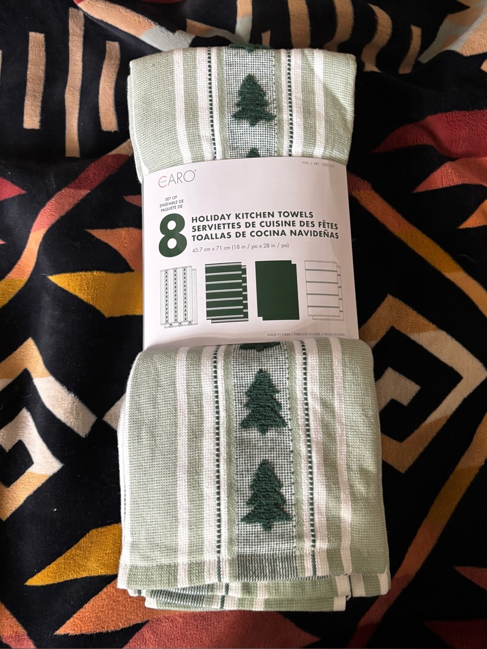 Mmm Caro Christmas Holiday towels. Trees